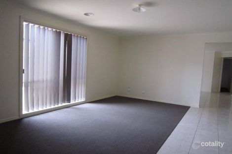Property photo of 27 Clearwater Rise Parade Truganina VIC 3029