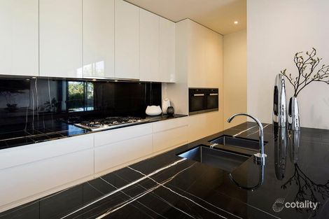 Property photo of 13/1 Bonvale Lane St Lucia QLD 4067