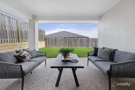 Property photo of 9 Longstaff Crescent Pimpama QLD 4209