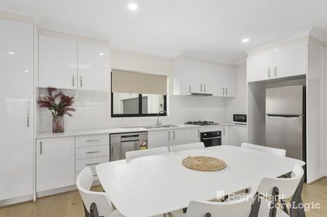 Property photo of 2/99 Swans Way Capel Sound VIC 3940
