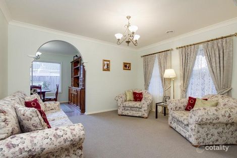 Property photo of 6 Brokenwood Court Langwarrin VIC 3910