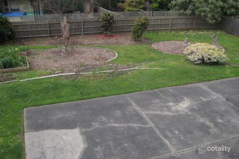Property photo of 26 Crown Point Ridge Chirnside Park VIC 3116