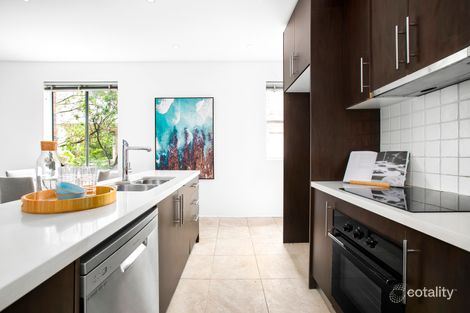 Property photo of 2/68-70 Curlewis Street Bondi Beach NSW 2026