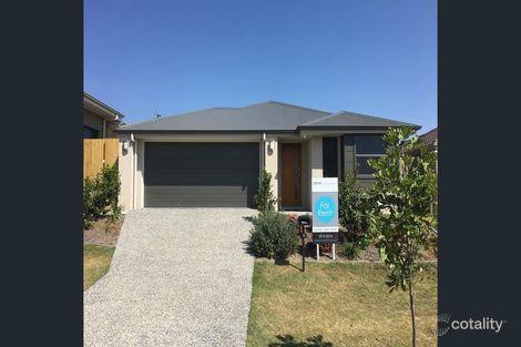 Property photo of 5 Maurie Pears Crescent Pimpama QLD 4209