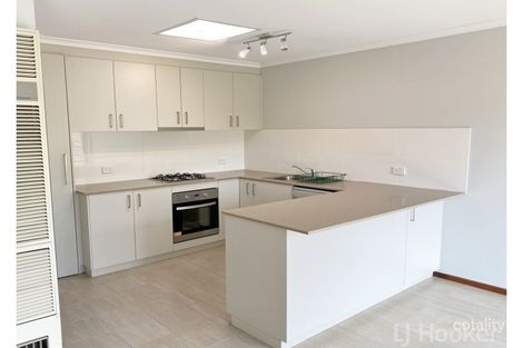 Property photo of 20/27 Elm Way Jerrabomberra NSW 2619