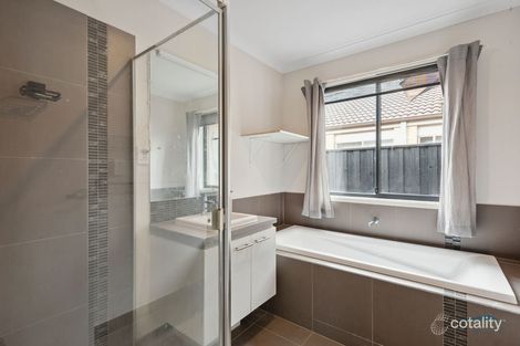 Property photo of 6 Alexandro Grove Hastings VIC 3915