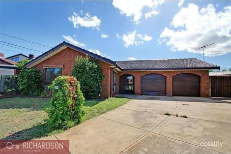 Property photo of 4 Terrabulla Court Werribee VIC 3030