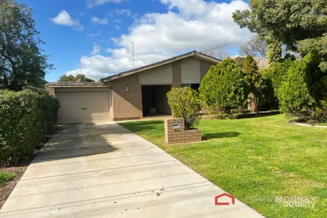 69 Vincent Rd, Lake Albert, NSW 2650