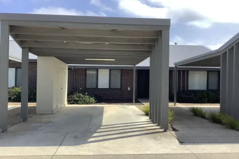 7 Modena Pl, Cranbourne West, VIC 3977