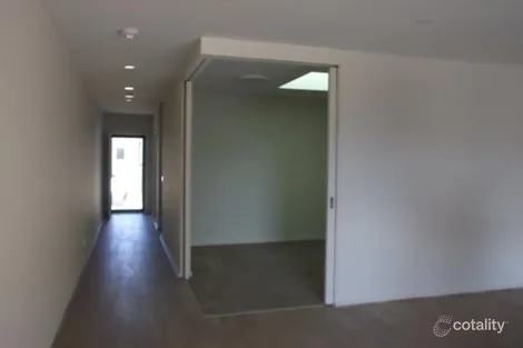 Property photo of 7 Modena Place Cranbourne West VIC 3977