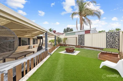 Property photo of 21 Gerosa Place Alexander Heights WA 6064