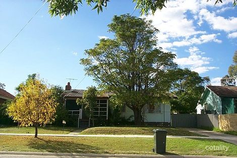 14 Jinda Rd, Koongamia, WA 6056