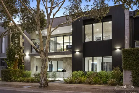 Property photo of 5 Deck Terrace Safety Beach VIC 3936