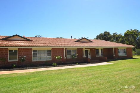 25 Logue Rd, Harvey, WA 6220