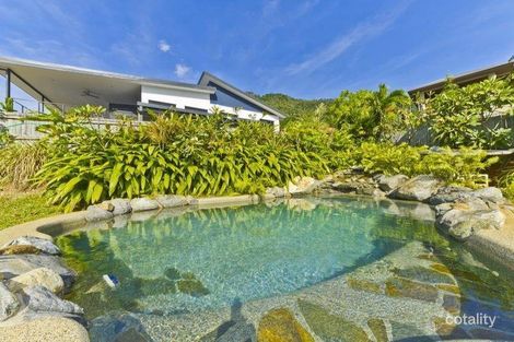Property photo of 115 McFarlane Drive Kanimbla QLD 4870