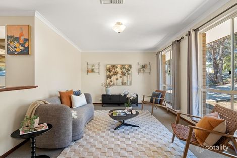 Property photo of 18 Scrivener Place Halls Head WA 6210