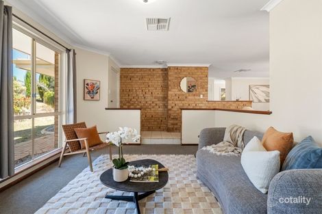 Property photo of 18 Scrivener Place Halls Head WA 6210