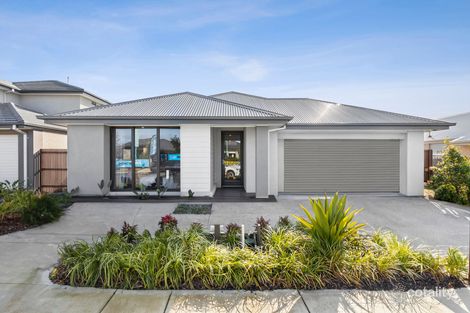 Property photo of 12 Buchanan Boulevard Armstrong Creek VIC 3217