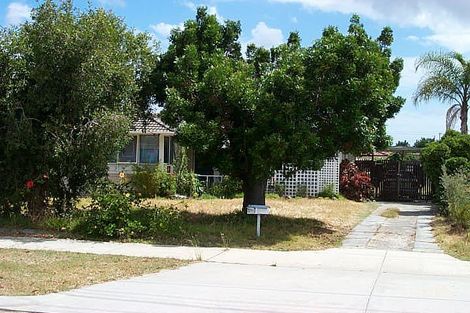 307 Drake St, Morley, WA 6062