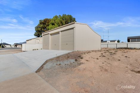 4 Bradshaw St, Moonta Bay, SA 5558