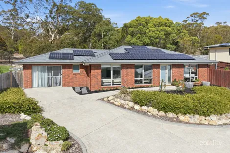Property photo of 5/634 Oceana Drive Tranmere TAS 7018