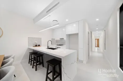 Property photo of 22 Lions Avenue Lurnea NSW 2170