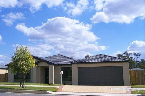 33 Oakview St, Parkinson, QLD 4115