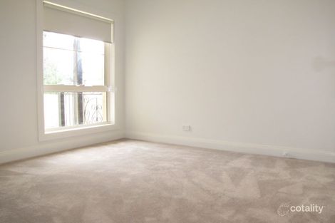 Property photo of 2/2 Mimosa Court Doncaster East VIC 3109