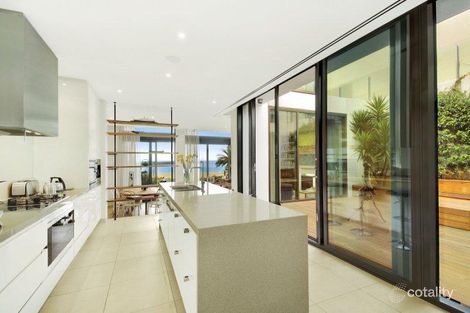 Property photo of 2 First Point Port Melbourne VIC 3207