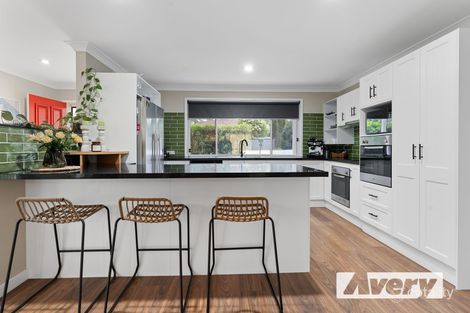 Property photo of 19 Lake View Road Kilaben Bay NSW 2283