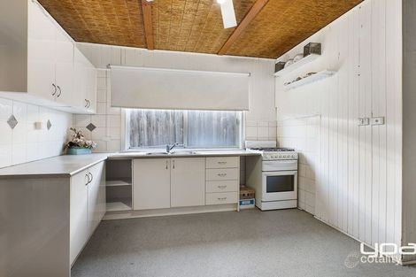 Property photo of 25 West Esplanade St Albans VIC 3021