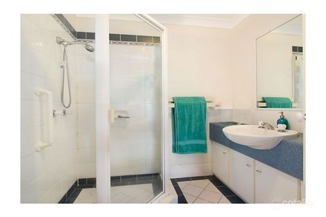 Property photo of 17/18 Discovery Drive Helensvale QLD 4212