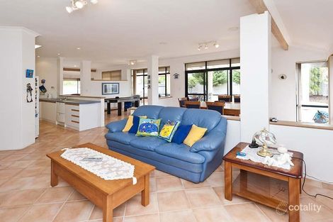 Property photo of 9 Bonnydoon Court Cooloongup WA 6168