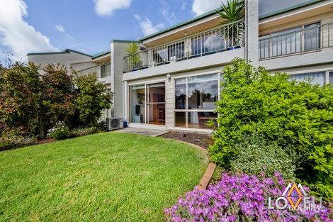 Property photo of 27/41 Leahy Close Narrabundah ACT 2604