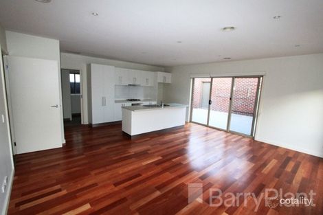Property photo of 1/21 Gillies Street South Alfredton VIC 3350