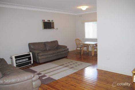 Property photo of 40 Ceduna Street Mount Austin NSW 2650