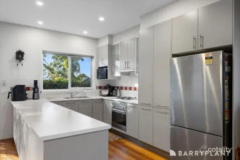 Property photo of 77A Hull Road Croydon VIC 3136