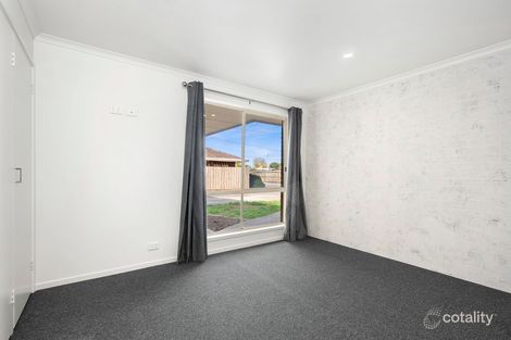Property photo of 2/80 Forest Road South Lara VIC 3212