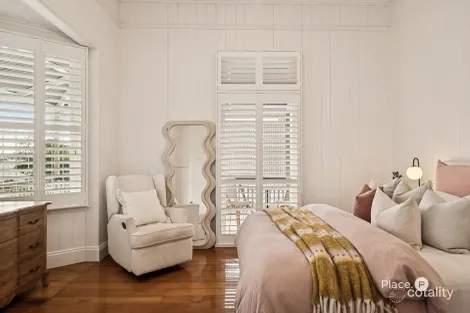 Property photo of 76 Watson Street Camp Hill QLD 4152