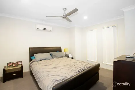 Property photo of 63 Whitehaven Drive Blacks Beach QLD 4740