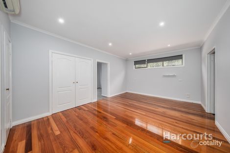 Property photo of 29 Clementson Drive Caroline Springs VIC 3023