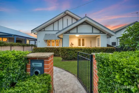 Property photo of 7 Everton Street Hamilton East NSW 2303