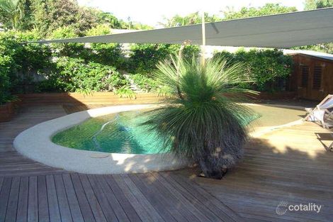 15 Moonbeam Cres, Castaways Beach, QLD 4567