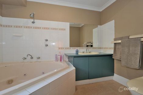 Property photo of 37 Wittecarra Crescent Port Kennedy WA 6172