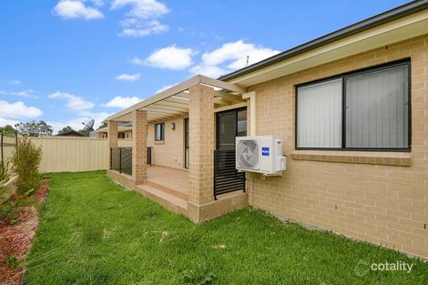 Property photo of 5/17-19 Guernsey Avenue Minto NSW 2566