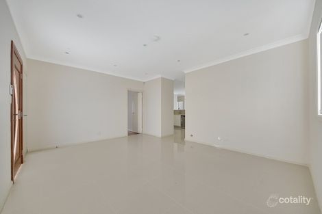 Property photo of 5/17-19 Guernsey Avenue Minto NSW 2566