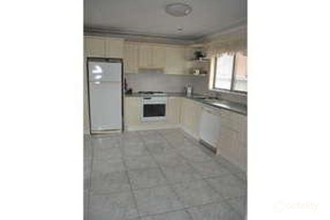 Property photo of 2 Hoyt Street Kanahooka NSW 2530