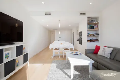 Property photo of 204/2 Veda Street Hamilton NSW 2303