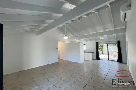 Property photo of 29 Springfield Crescent Daisy Hill QLD 4127