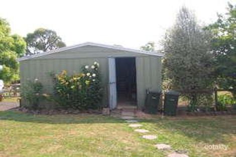 Property photo of 13 Waddell Road Drouin VIC 3818